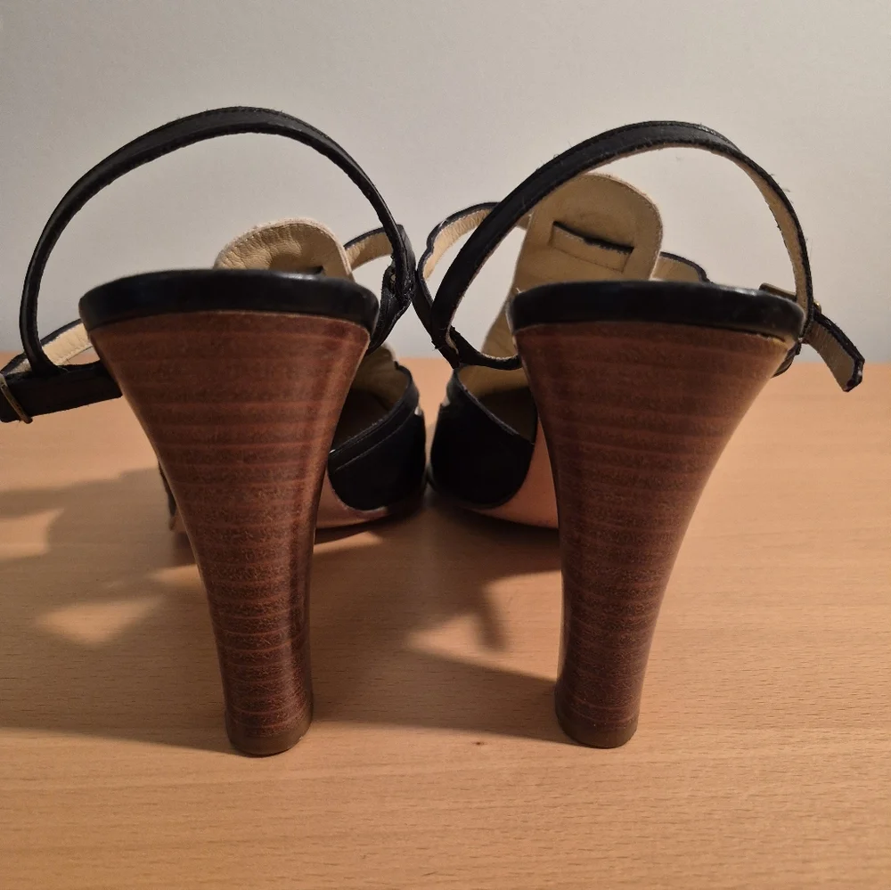 Gianfranco Ferre heels - Picture 4 of 8